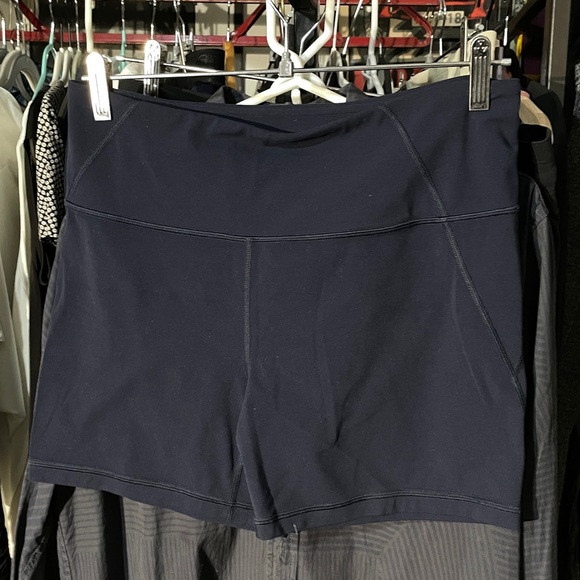 Athleta Navy Bike Shorts, EUC, Large. - Picture 2 of 11